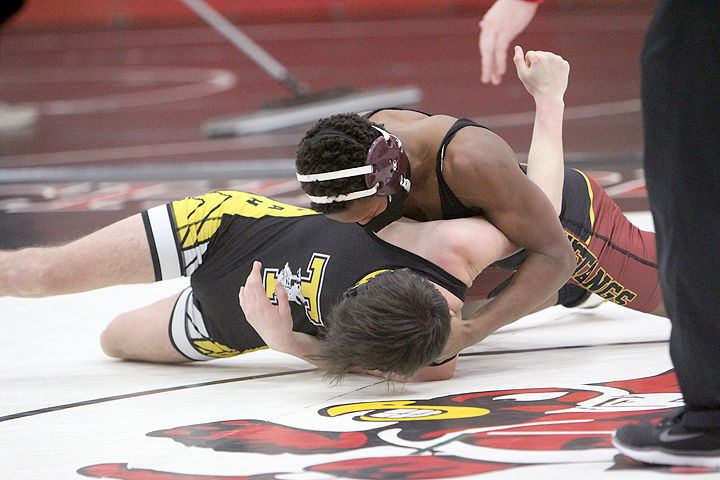 Chippewa Falls wrestling triangular 1-7-21